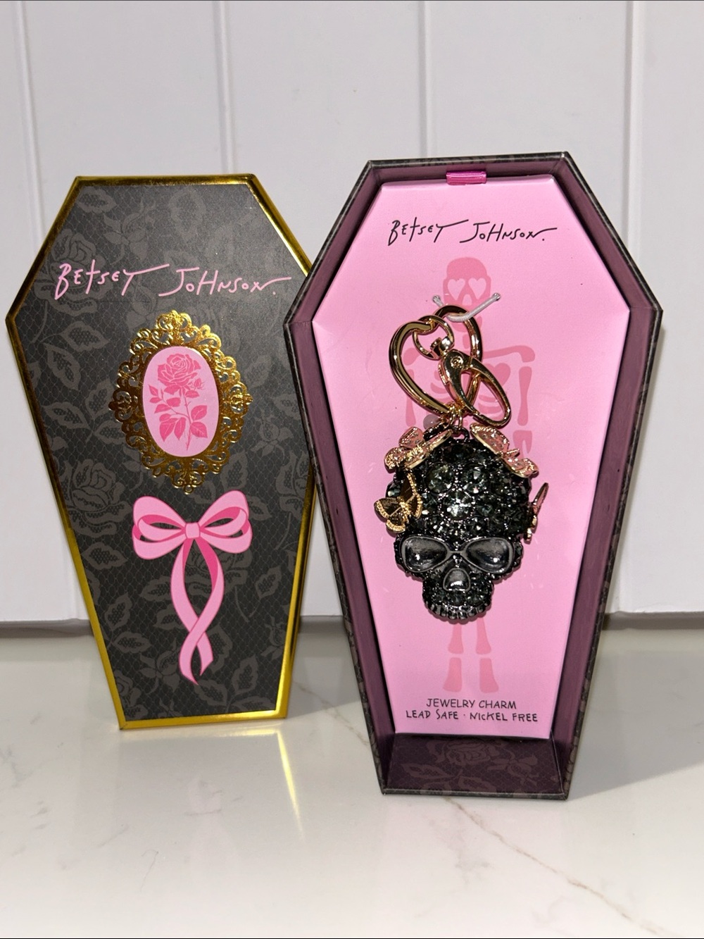 Betsey Johnson black crystal skull& butterfly bag charm keychain NIB/NWT - Picture 1 of 13
